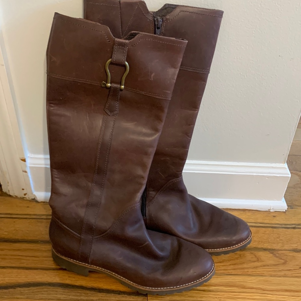 Sperry waterproof boots. Brown. Size 11. Gently worn.